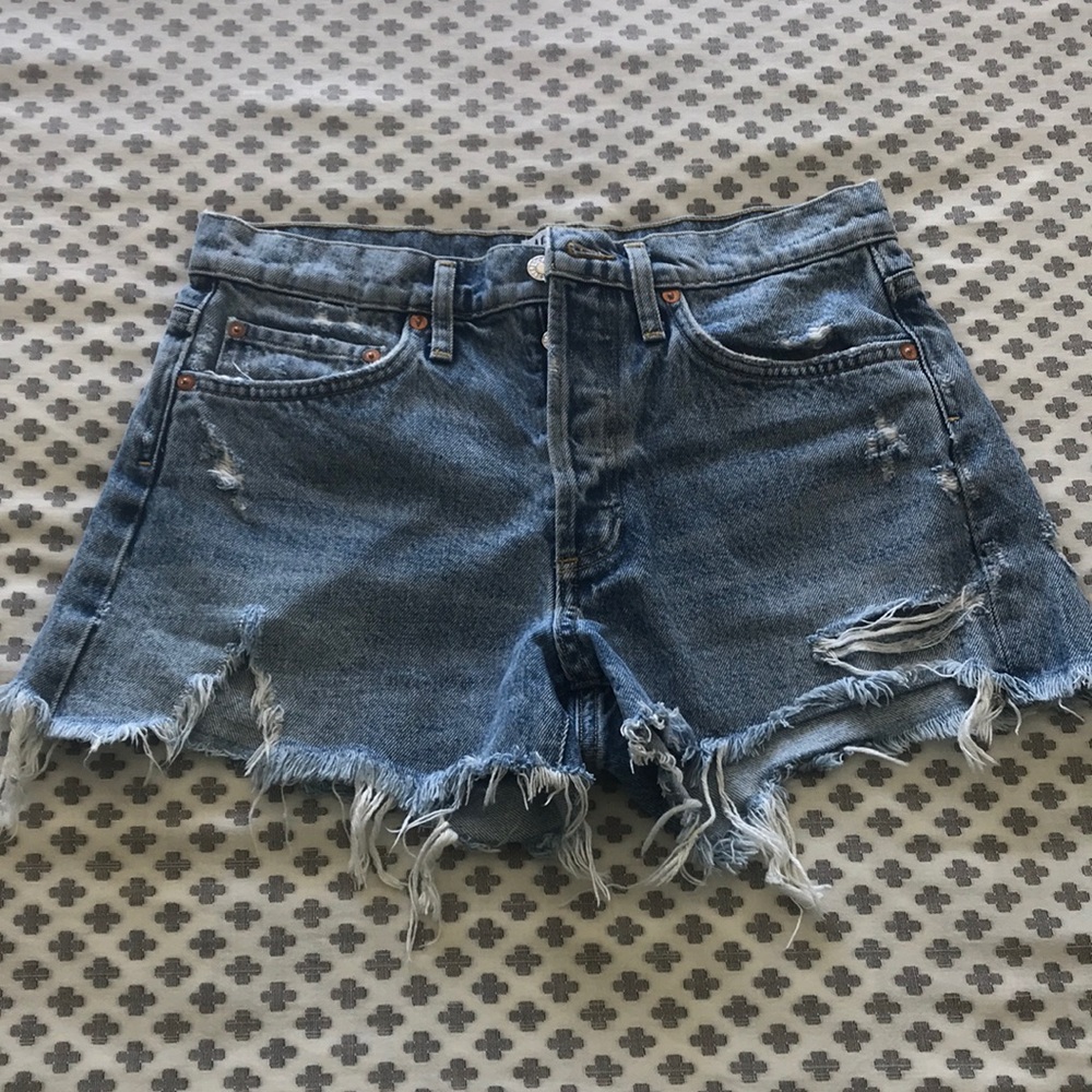 AGOLDE distressed denim shorts